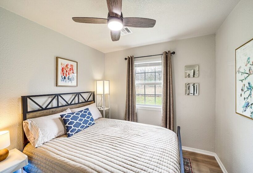 Charming Porum Home Near Lake Eufaula!