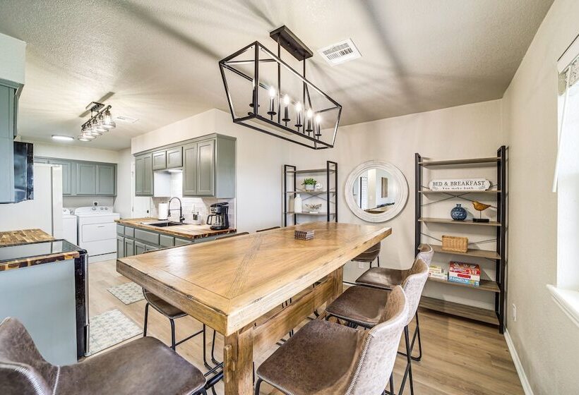 Charming Porum Home Near Lake Eufaula!