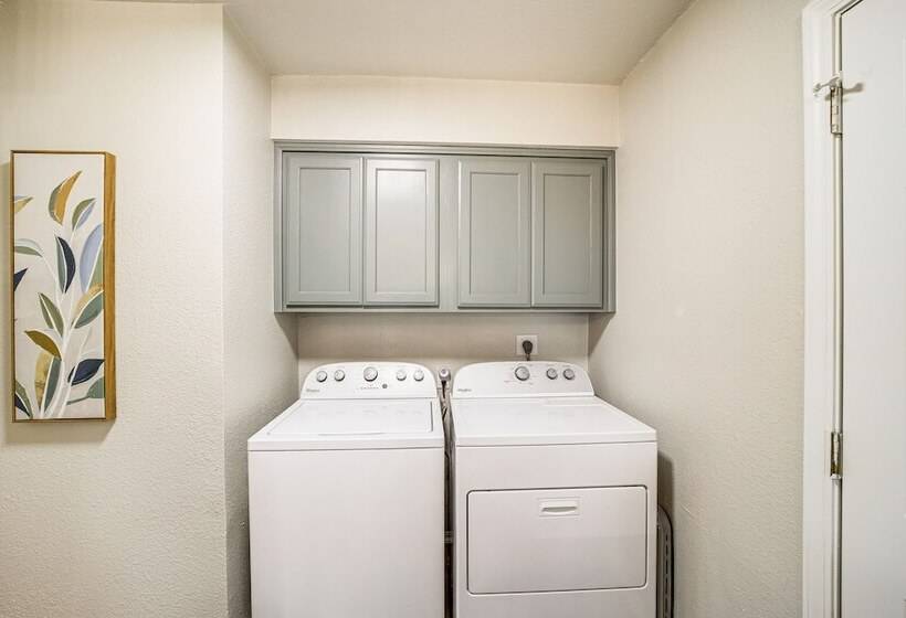 Charming Porum Home Near Lake Eufaula!