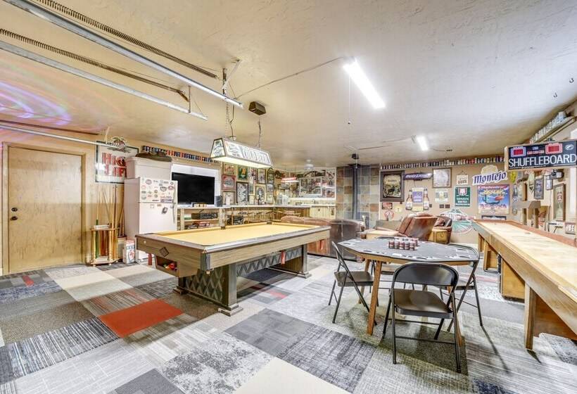 2 Fire Pits & Covered Deck: Cabin In Happy Jack!