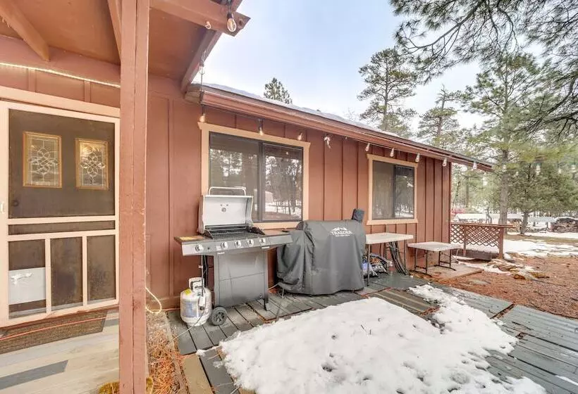 2 Fire Pits & Covered Deck: Cabin In Happy Jack!