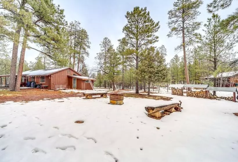 2 Fire Pits & Covered Deck: Cabin In Happy Jack!