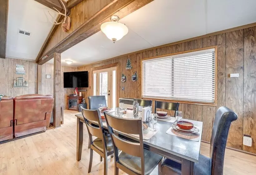 2 Fire Pits & Covered Deck: Cabin In Happy Jack!