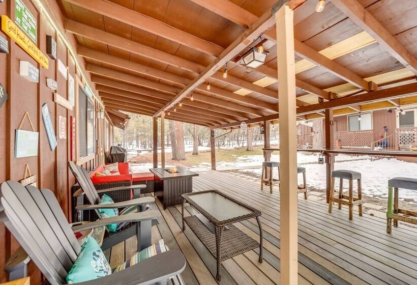 2 Fire Pits & Covered Deck: Cabin In Happy Jack!