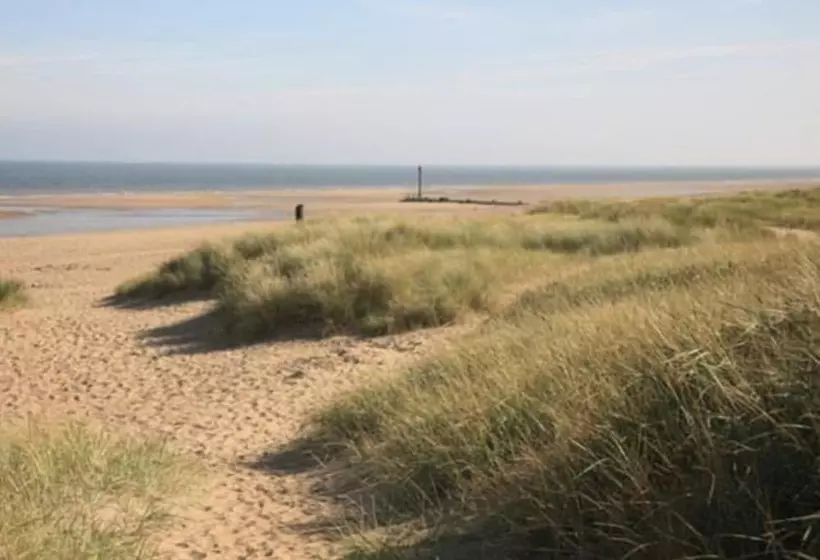 Hotelli Beach House   Dog Friendly, Anderby Creek