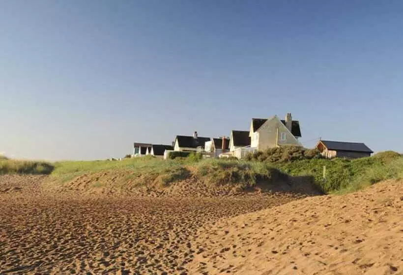 Hotelli Beach House   Dog Friendly, Anderby Creek