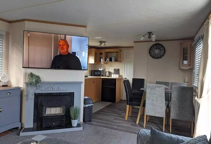 Hotelli Beach House   Dog Friendly, Anderby Creek