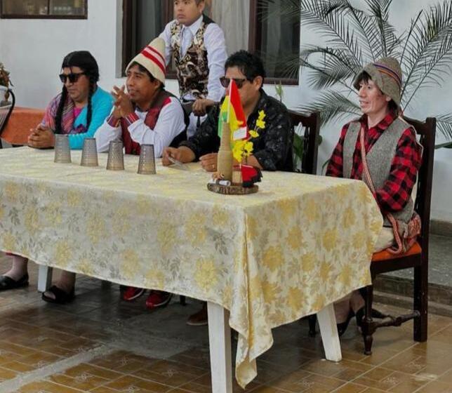 هتل Hostal Bolivia En Yacuiba