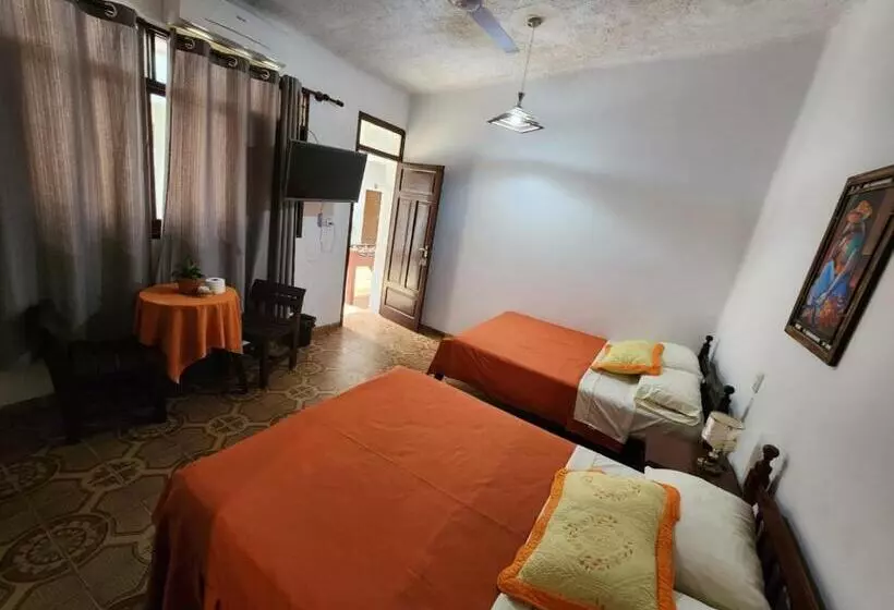 هتل Hostal Bolivia En Yacuiba