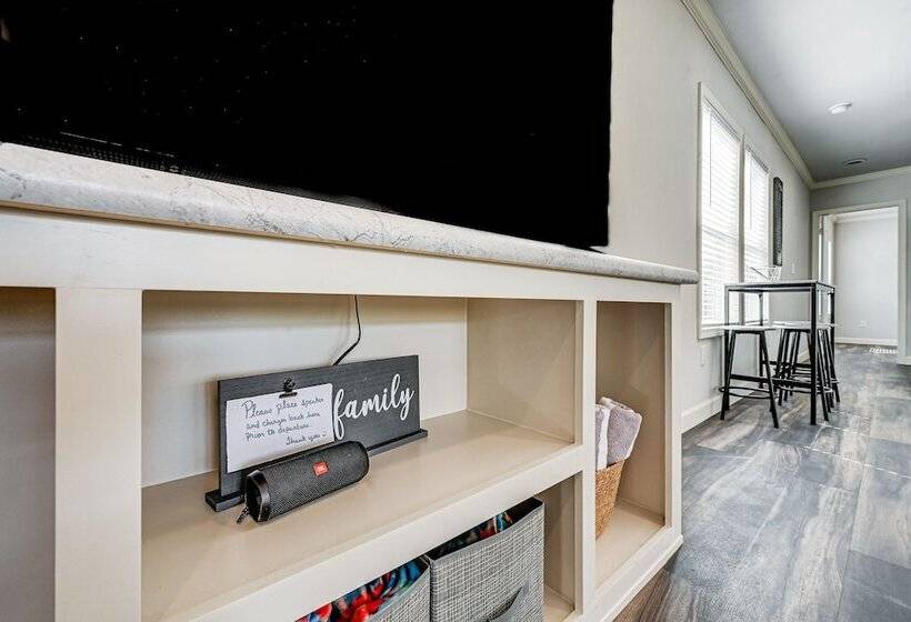 Lovely Broken Bow Cottage W/ Hot Tub & Fire Pit!