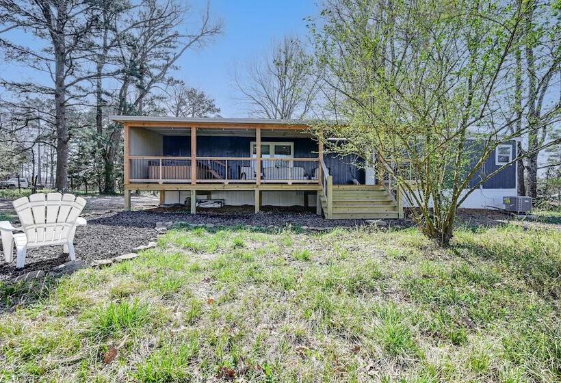 Lovely Broken Bow Cottage W/ Hot Tub & Fire Pit!