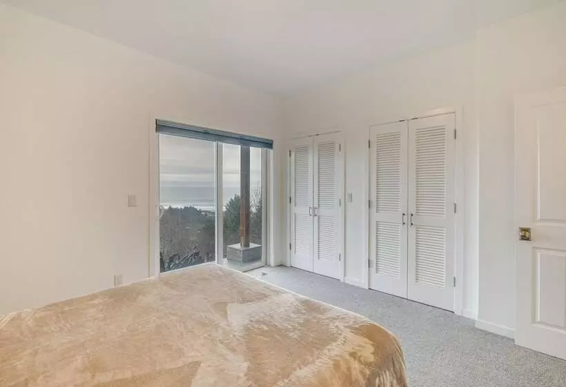 Lovely Rockaway Beach Home W/ Pacific Ocean Views!