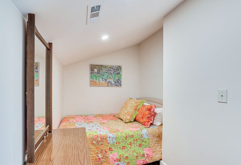 Modern Lake House Retreat W/ Deck On Pickwick Lake