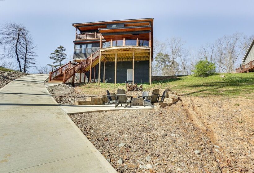 Modern Lake House Retreat W/ Deck On Pickwick Lake