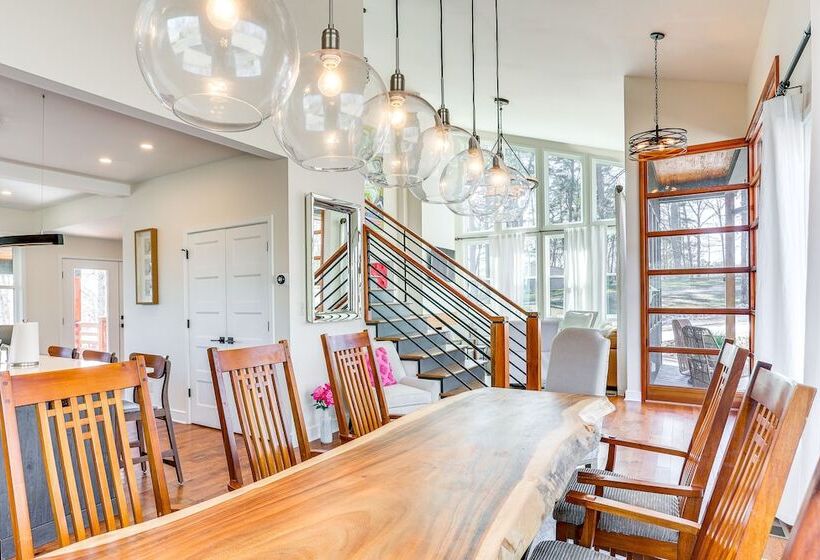 Modern Lake House Retreat W/ Deck On Pickwick Lake