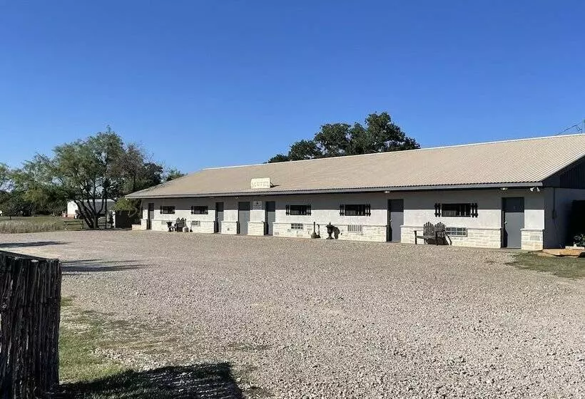 モーテル Village Inn