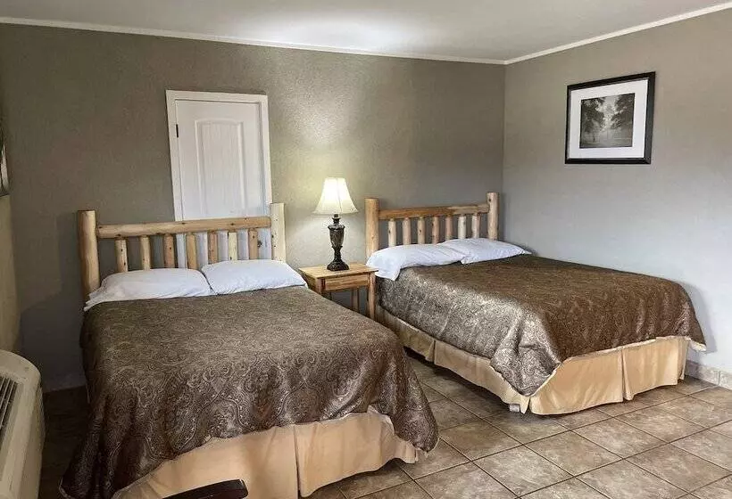 モーテル Village Inn