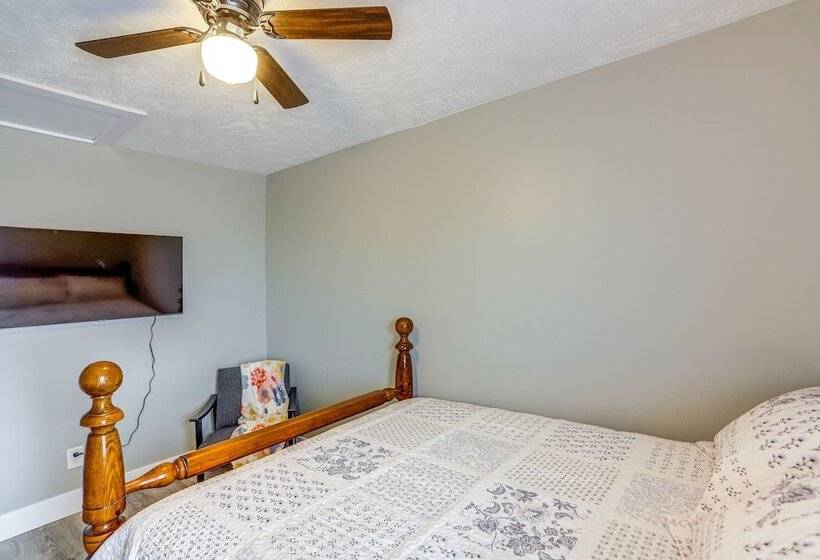 Peaceful Shiloh Home W/ Deck & Fishing Pond Access