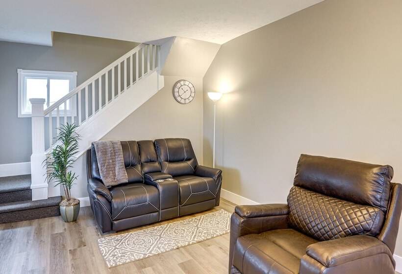 Peaceful Shiloh Home W/ Deck & Fishing Pond Access