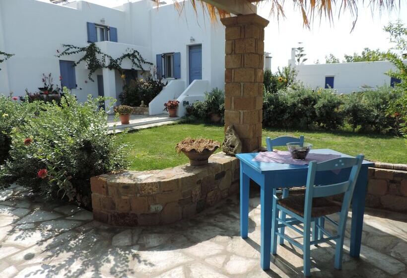 Pelagos Rooms 10m From Gyrismata Beach