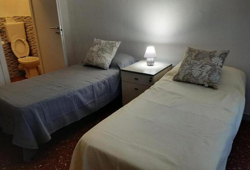 پانسیون Corneliaguesthouse