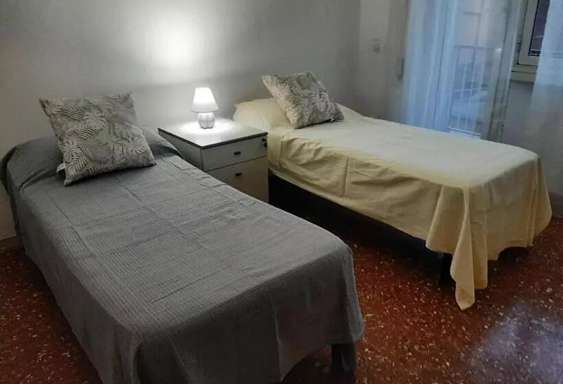 پانسیون Corneliaguesthouse