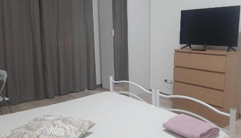 پانسیون Corneliaguesthouse