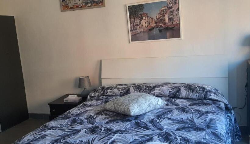 پانسیون Corneliaguesthouse