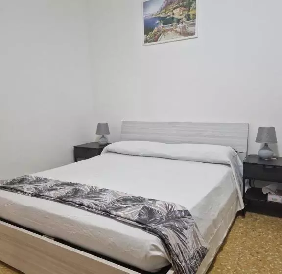 پانسیون Corneliaguesthouse