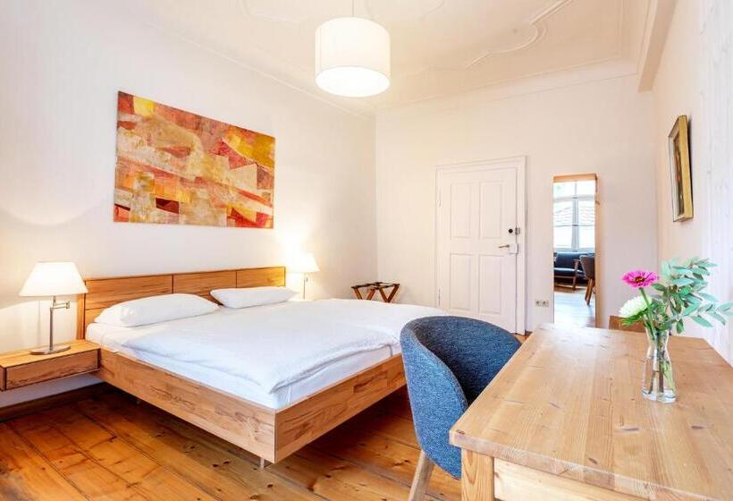 Пансион Goldenes Schiff