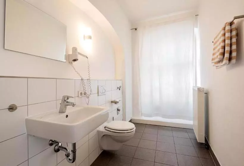 Majatalo Goldenes Schiff