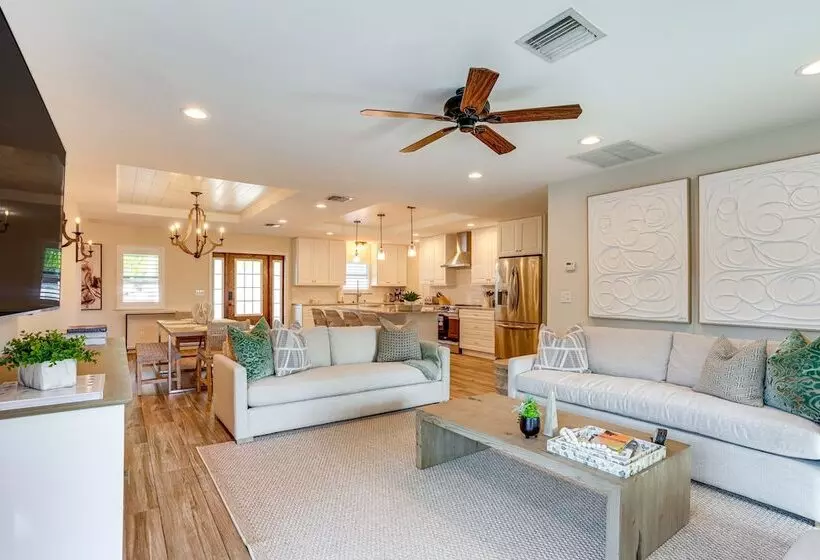 Pet Friendly Retreat In Stuart W/ Saltwater Pool!