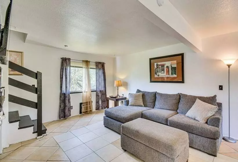 Pet Friendly Valley Springs Retreat W/ Fire Pit!