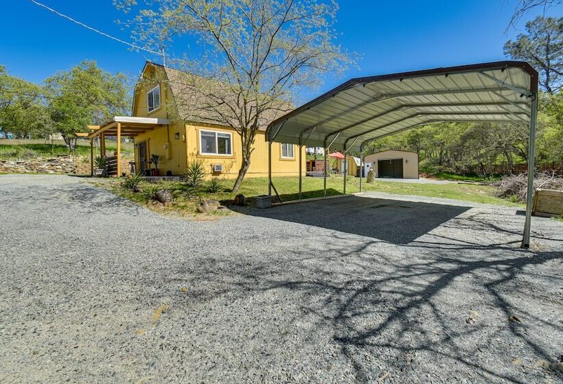 Pet Friendly Valley Springs Retreat W/ Fire Pit!