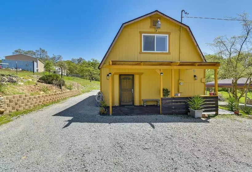 Pet Friendly Valley Springs Retreat W/ Fire Pit!