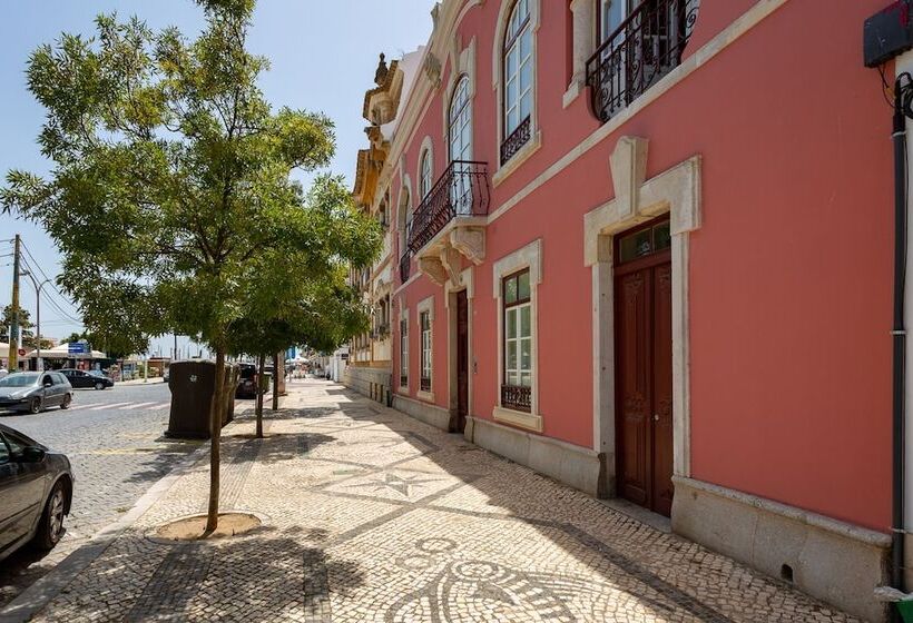 Pombaline Building V. Real Santo António