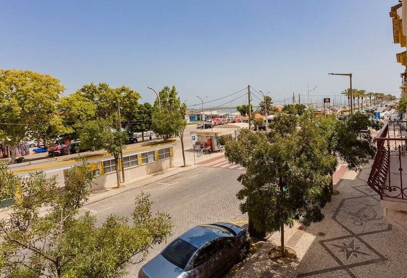 Pombaline Building V. Real Santo António