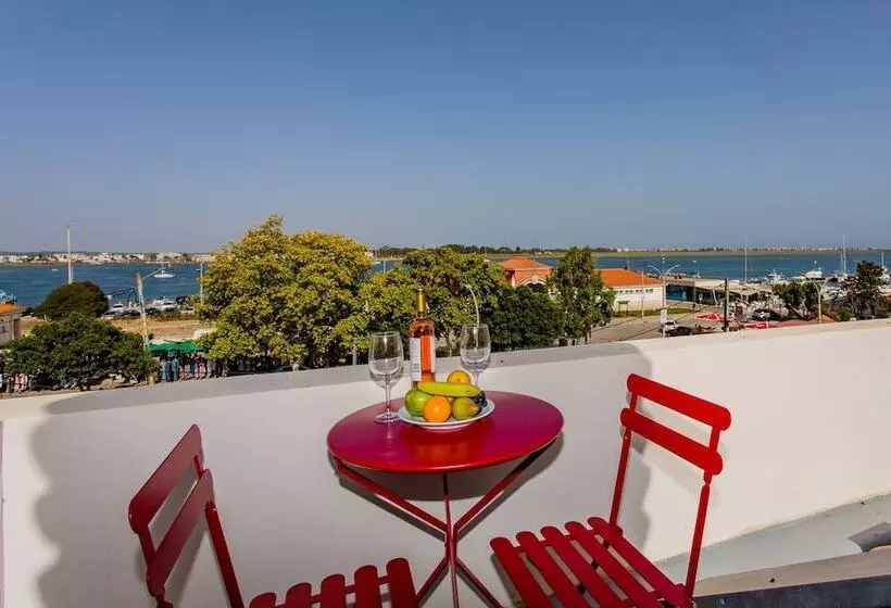 Pombaline Building V. Real Santo António