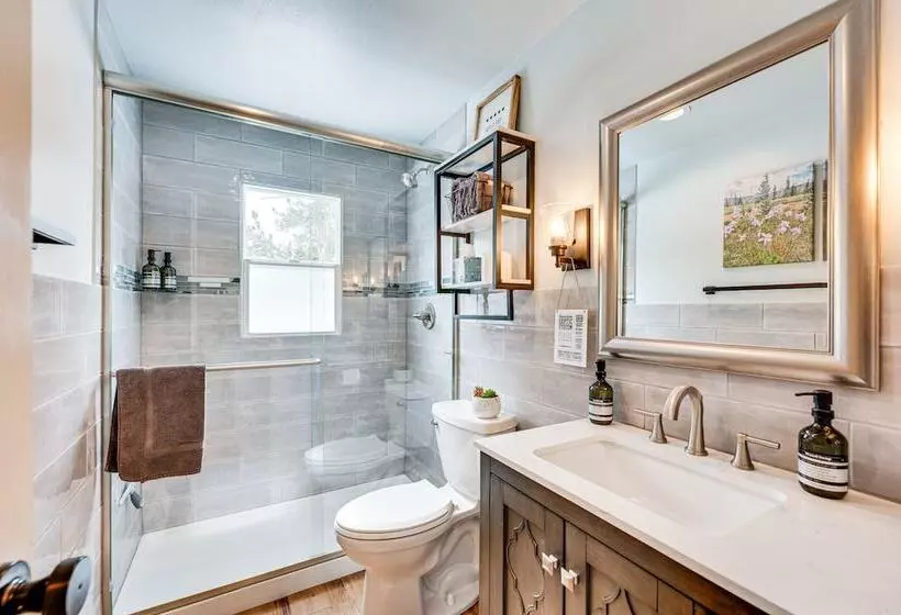 Quiet + Peaceful Home In Allenspark W/ Deck!