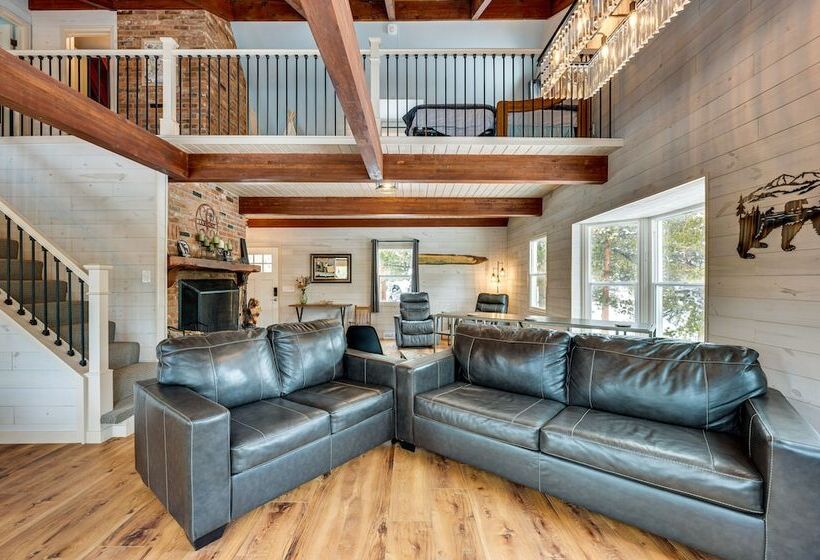 Quiet + Peaceful Home In Allenspark W/ Deck!