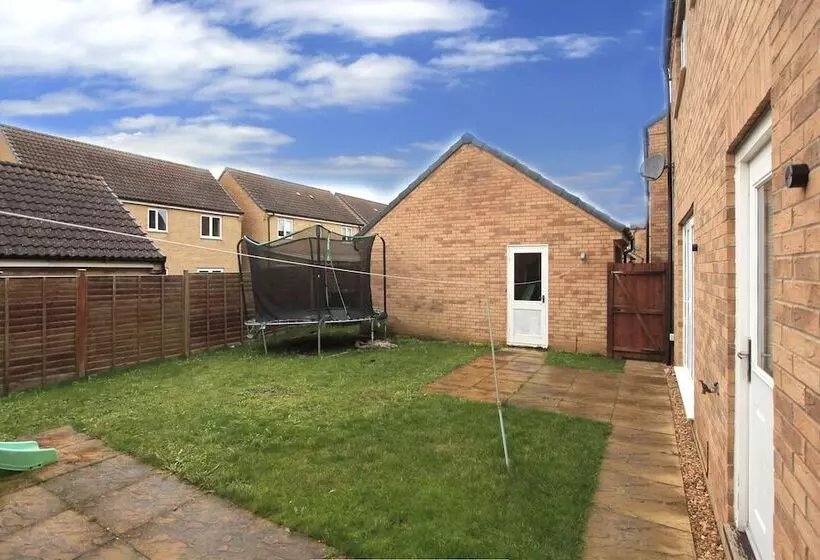 レジデンス Beautiful 5 Bed Detached House   Sleeps 9