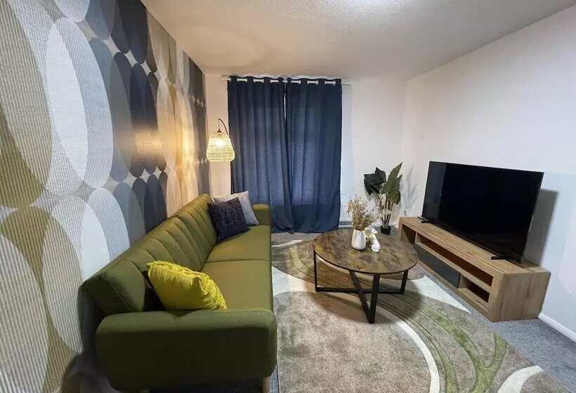 レジデンス Convenient 3 Bd House Salford 7 Guests