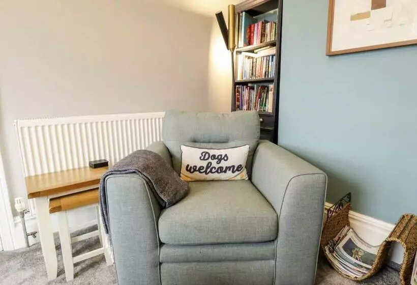 レジデンス Luxury Lincoln Home With Hot Tub Sleeps 8