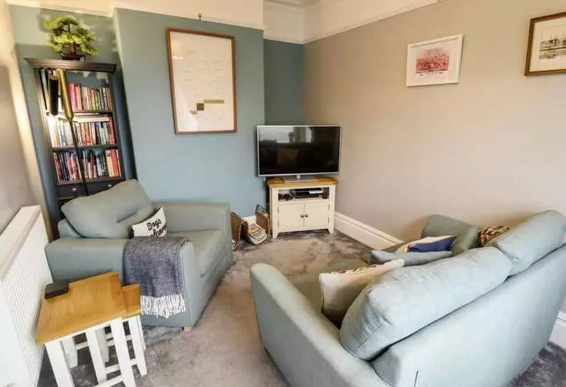 レジデンス Luxury Lincoln Home With Hot Tub Sleeps 8