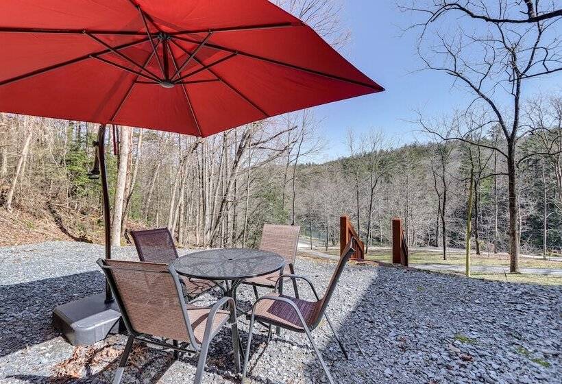 Riverfront Blue Ridge Cabin W/ Private Beach!