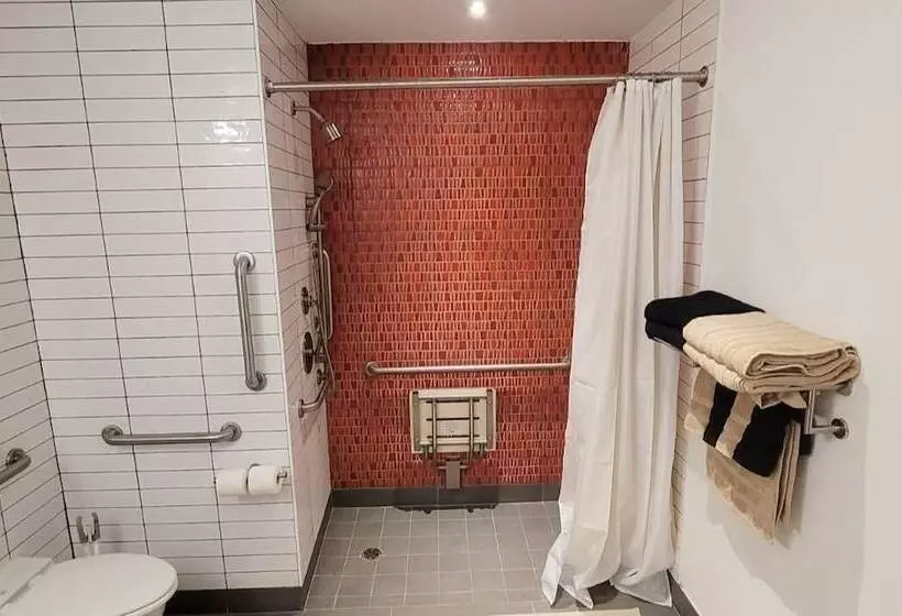 Rosa Linda  Luxe Rmntic Studio W Terrace