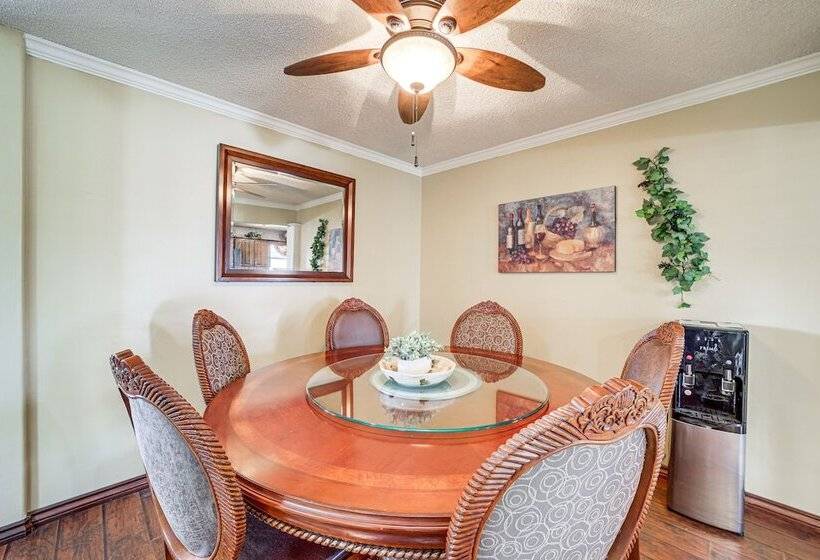 Tulsa Home W/ Outdoor Patio & Grill!