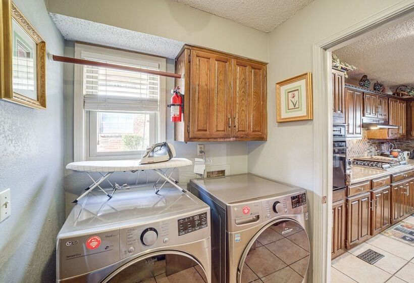 Tulsa Home W/ Outdoor Patio & Grill!