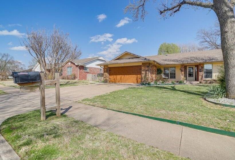 Tulsa Home W/ Outdoor Patio & Grill!