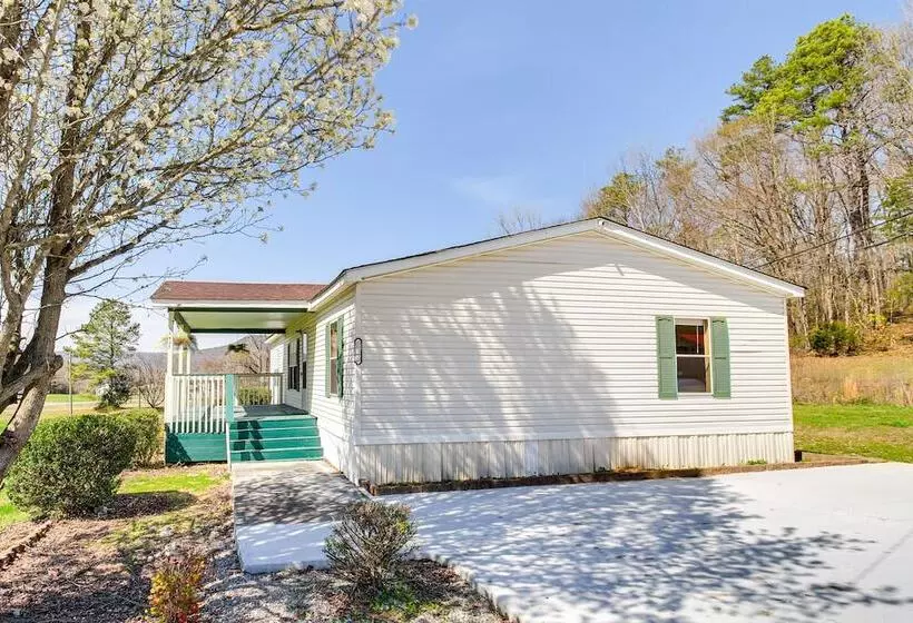 Valley View Lodge  Rural Home In Bridgeport!